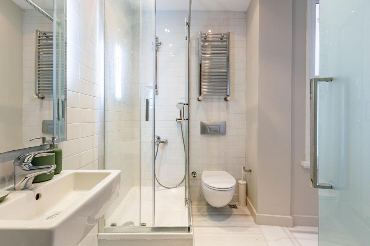 이스탄불 Mesmerizing Flat With Bosphorus View In Beyoglu 아파트 외부 사진