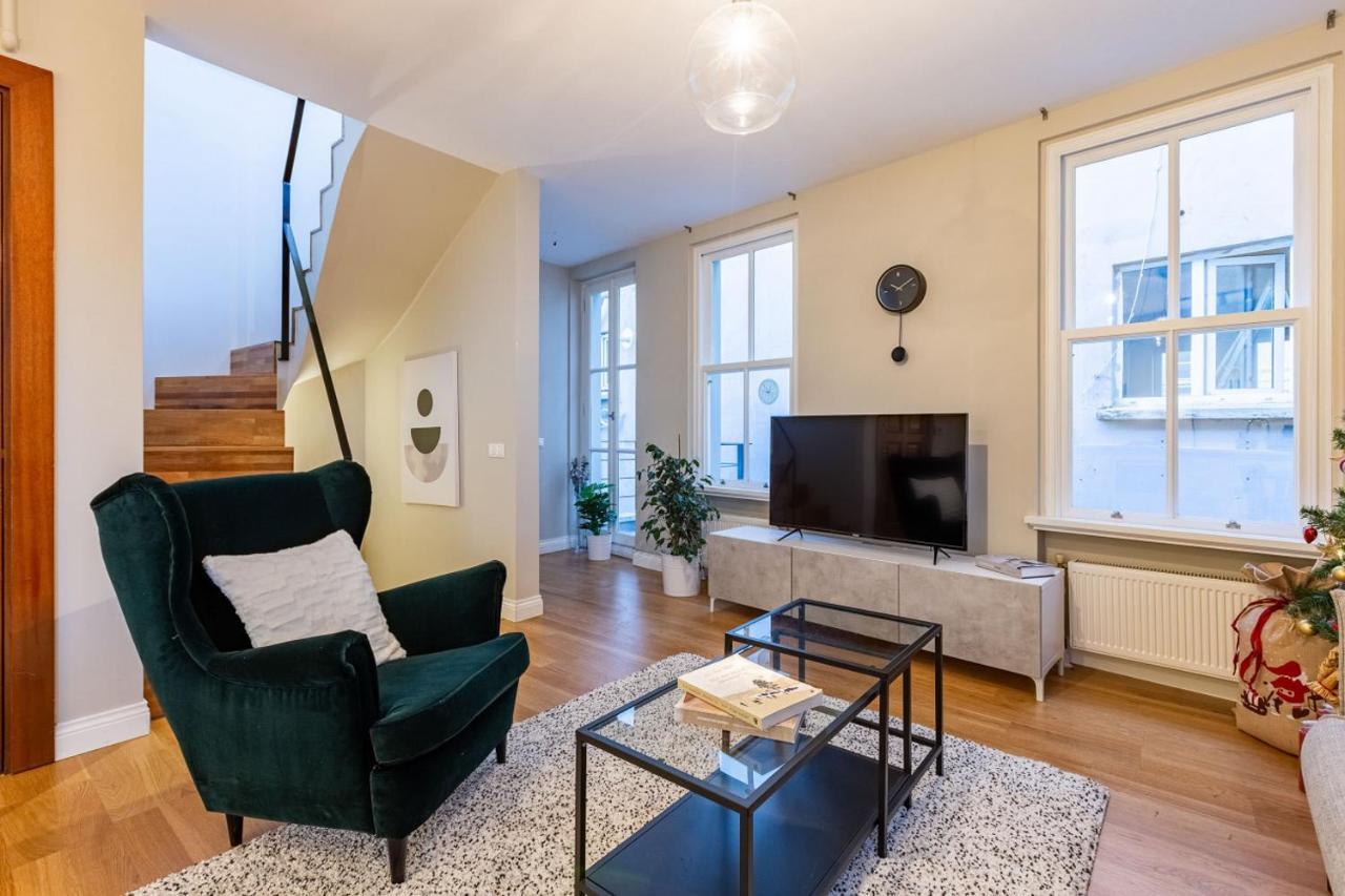 이스탄불 Mesmerizing Flat With Bosphorus View In Beyoglu 아파트 외부 사진